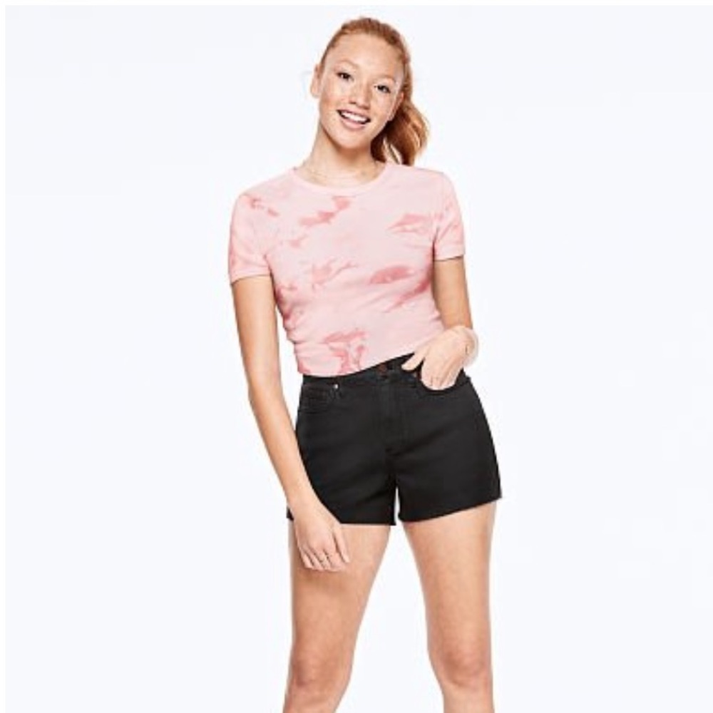 🆕VS PINK HIGHWAIST BLACK DENIM SHORTS.NIP!